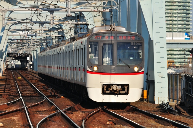 都営浅草線の電車